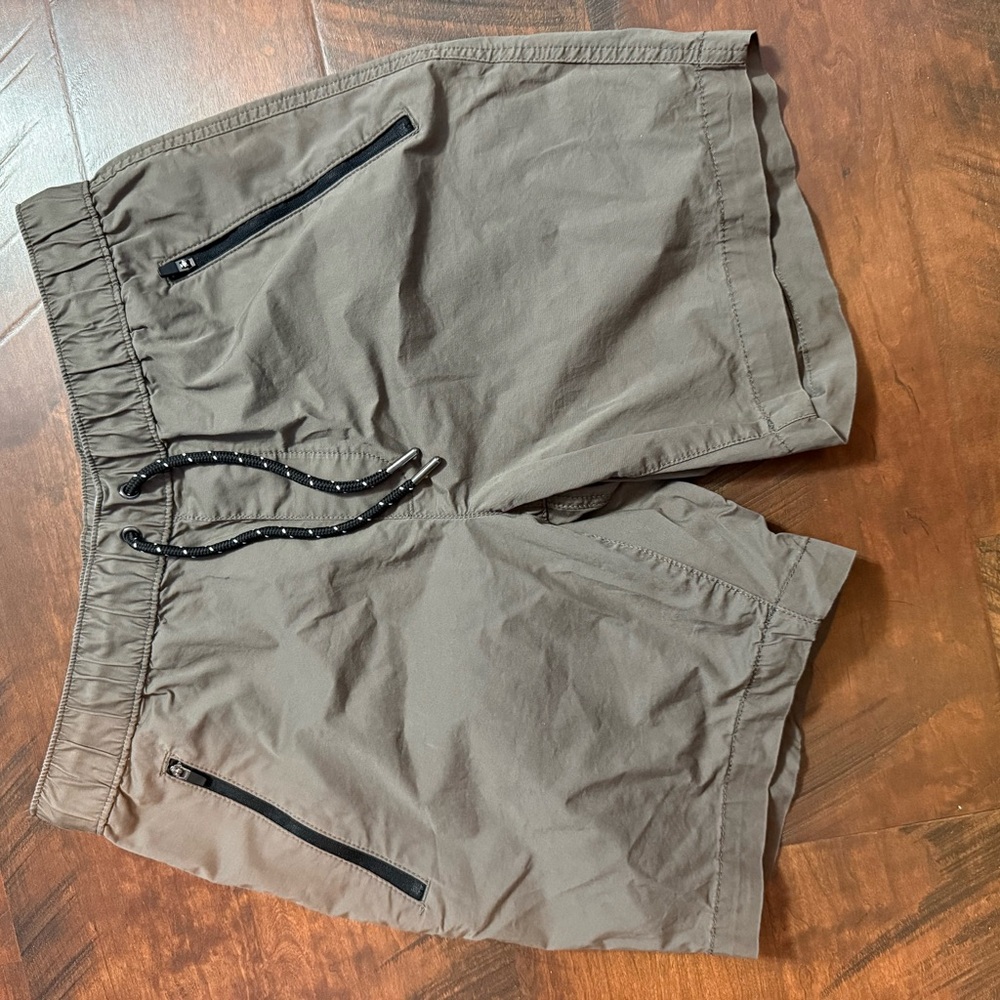 Sonoma Men's Tan Athletic Shorts